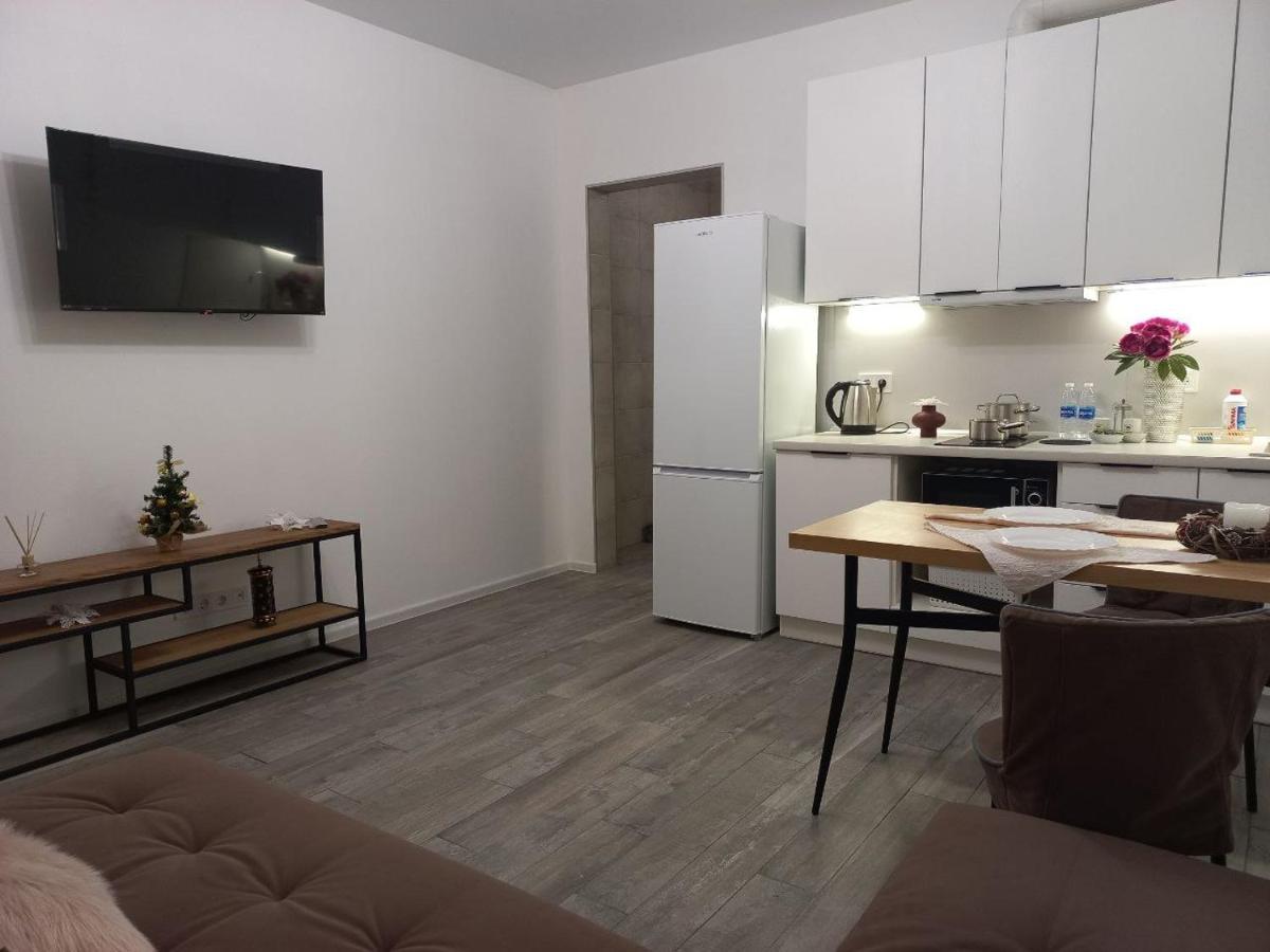 Apartment Sweet