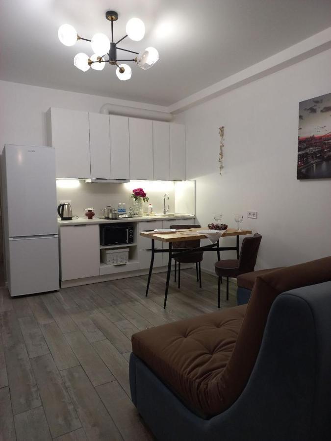 Sweet Apartment *
